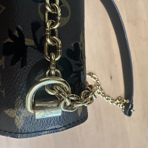 Louis Vuitton Twist MM Shoulder Bag Leather Monogram Blossom - Picture 6 of 13